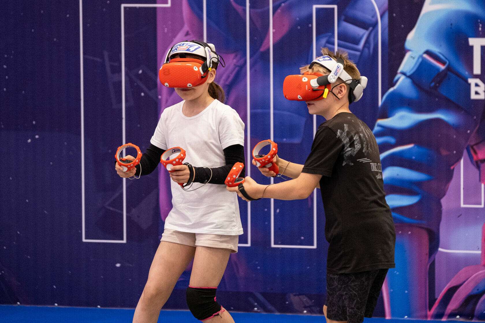 VR-арена «Первое виртуальное место» в Тюмени (Мельникайте)